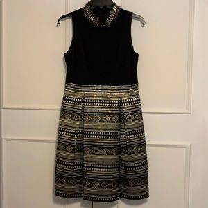 Vince Camuto sz 6 black and gold beaded dress